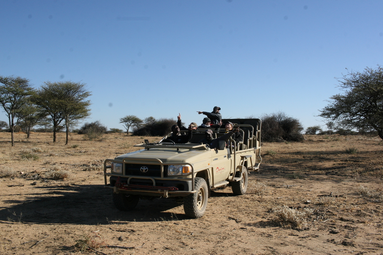 [1916] 2016_06_22_03_46_52_Africa_Canon_EOS_30D_IMG_1797_00243.jpg