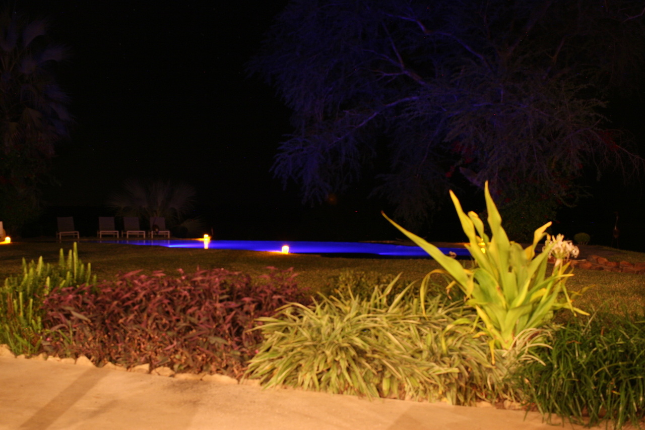 [32564] 2016_07_03_15_02_42_Africa_Canon_EOS_30D_IMG_2004_00267.jpg