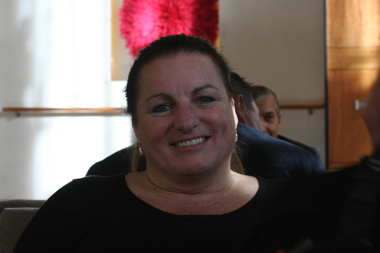 [194] 2016_06_20_02_33_27_Africa_Canon_EOS_40D_IMG__00004.jpg