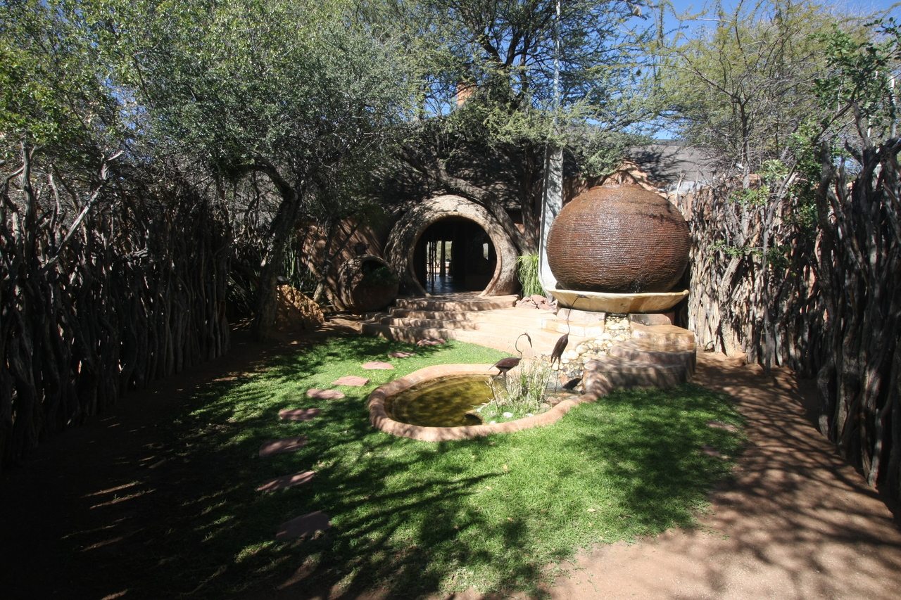 [2244] 2016_06_22_07_33_55_Africa_Canon_EOS_40D_IMG__00522.jpg