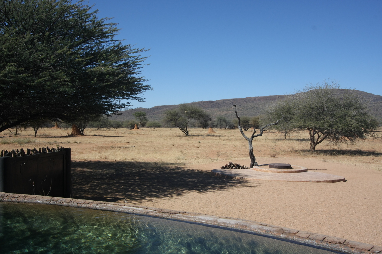 [2273] 2016_06_22_07_36_19_Africa_Canon_EOS_40D_IMG__00513.jpg