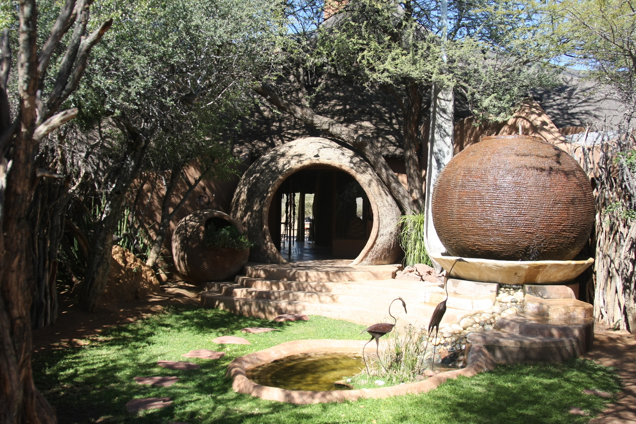 [2331] 2016_06_22_07_45_20_Africa_Canon_EOS_40D_IMG__00549.jpg