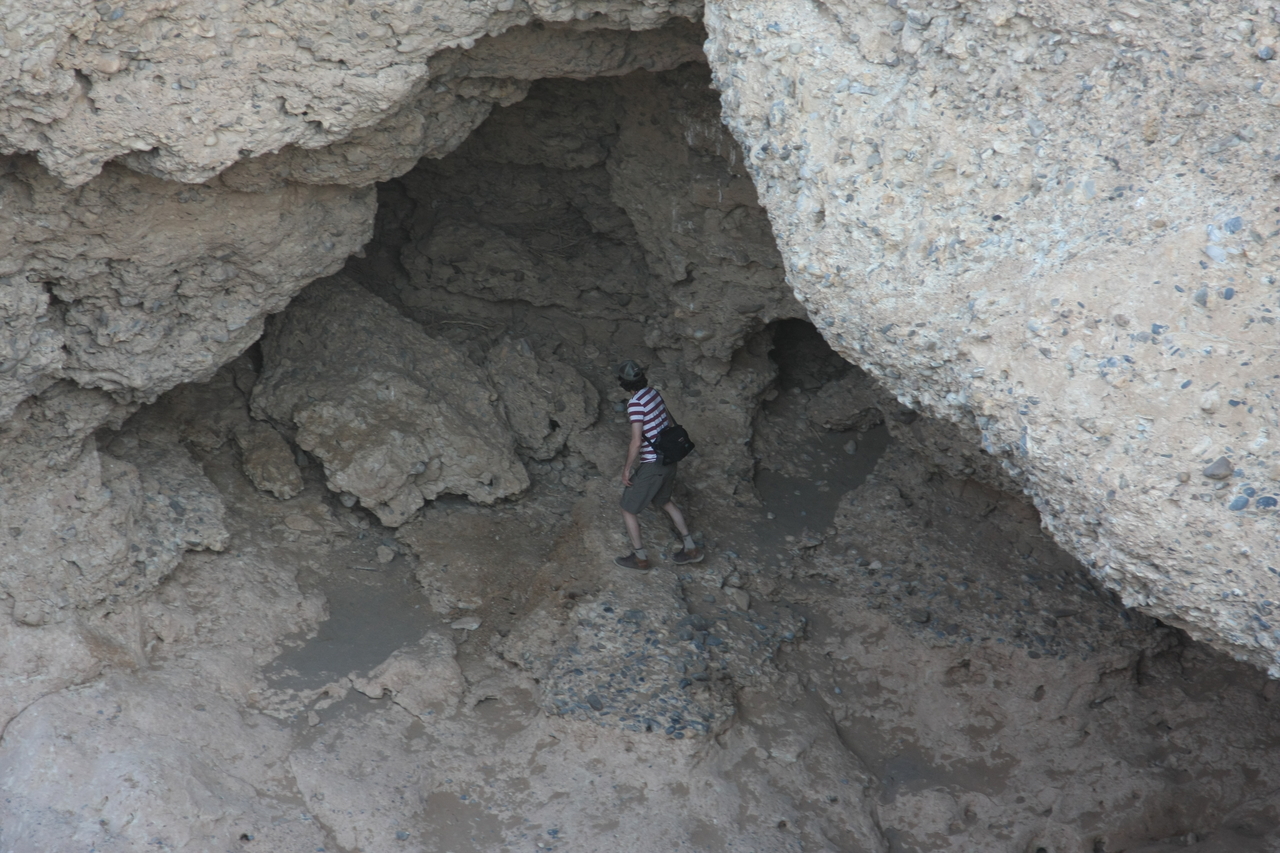 [14023] 2016_06_24_11_54_39_Africa_Canon_EOS_40D_IMG__00058.jpg