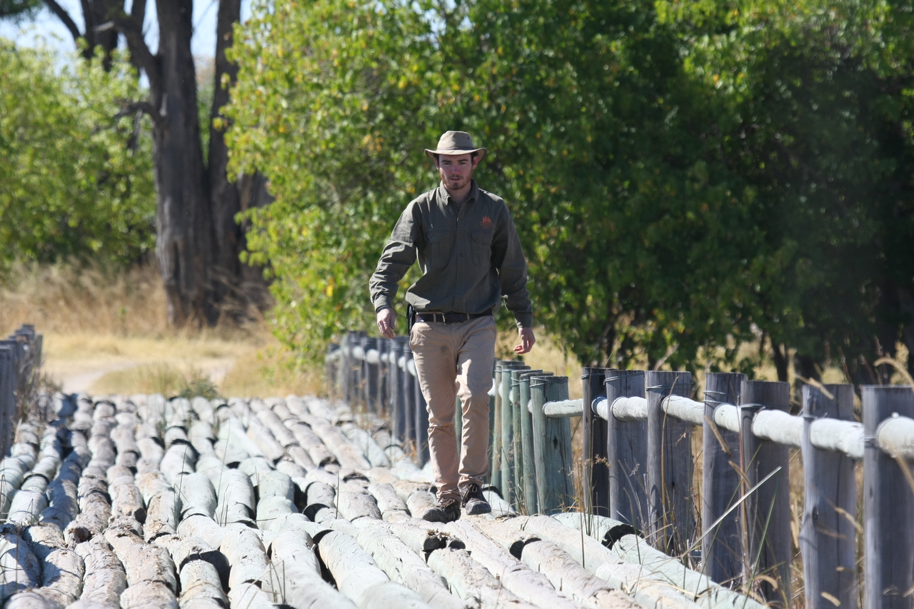 [19507] 2016_06_28_05_16_21_Africa_Canon_EOS_40D_IMG__10450.jpg