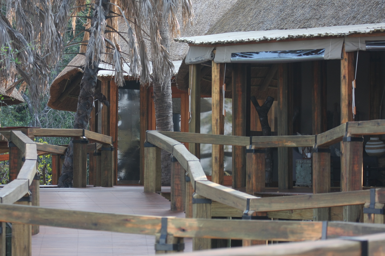 [27592] 2016_07_02_02_45_43_Africa_Canon_EOS_40D_IMG__00136.jpg