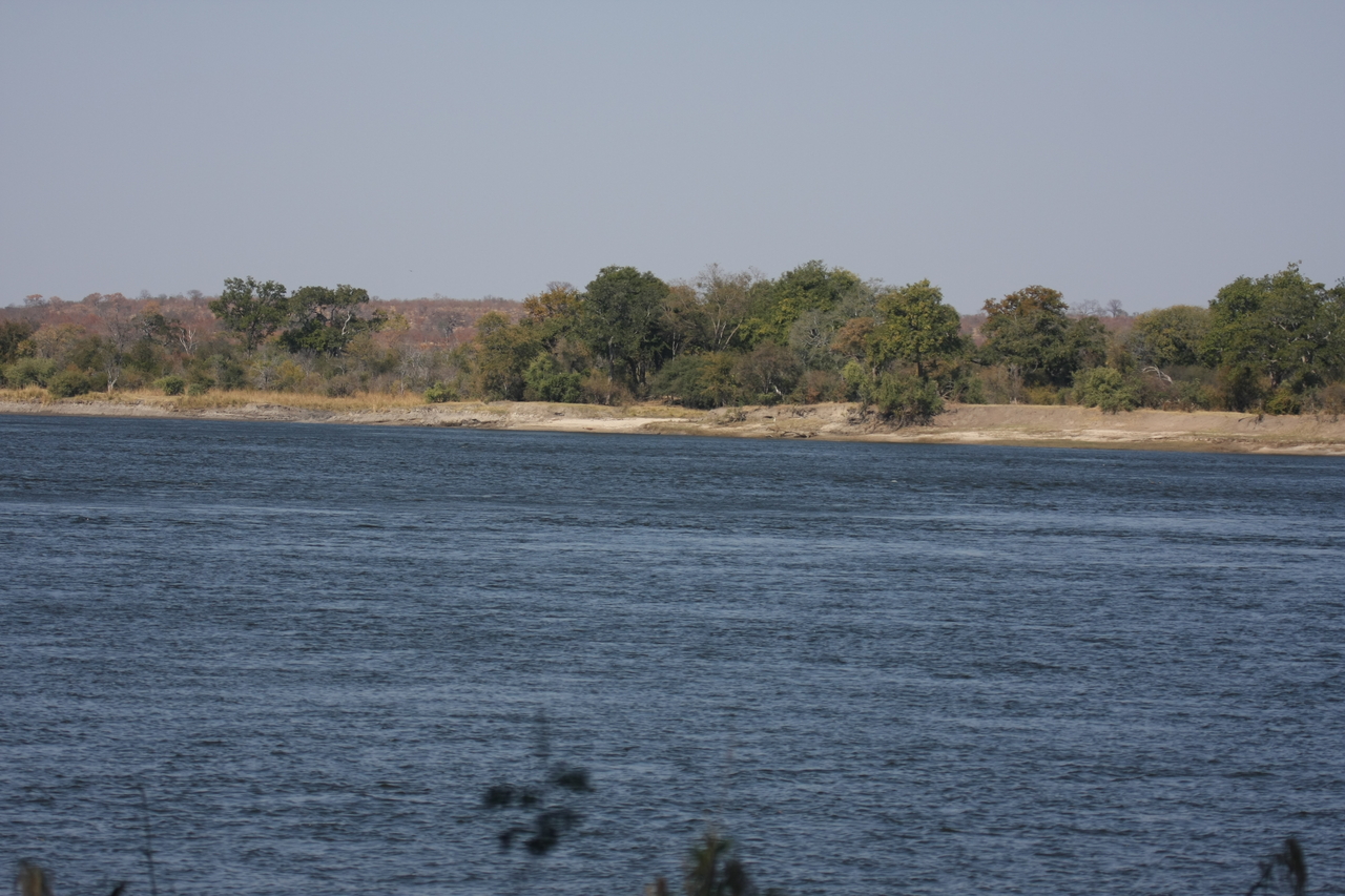 [27904] 2016_07_02_08_39_29_Africa_Canon_EOS_40D_IMG__04560.jpg