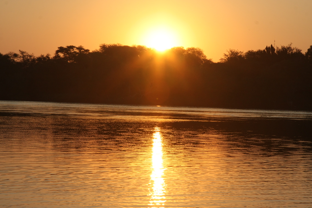 [28634] 2016_07_02_11_37_30_Africa_Canon_EOS_40D_IMG__12187.jpg