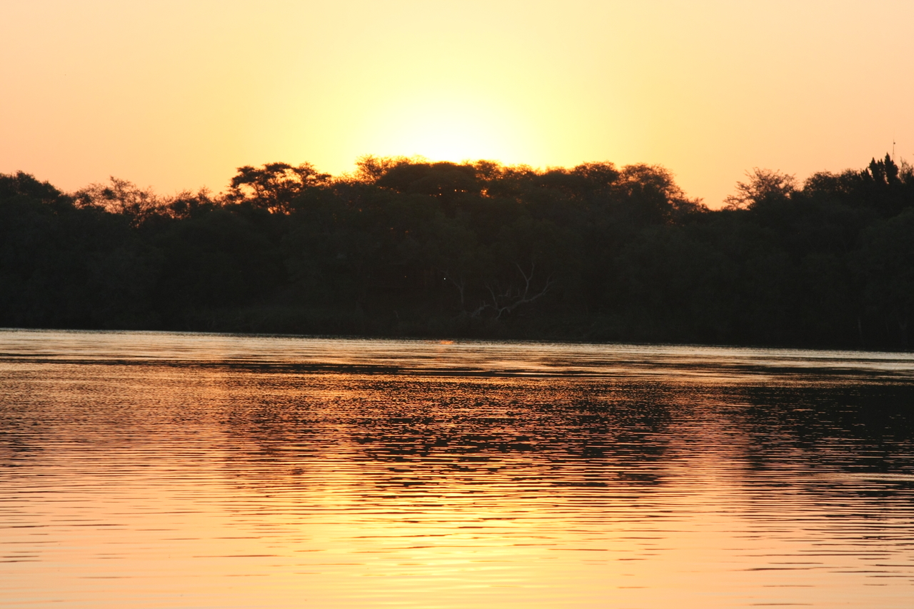 [28676] 2016_07_02_11_41_04_Africa_Canon_EOS_40D_IMG__12199.jpg