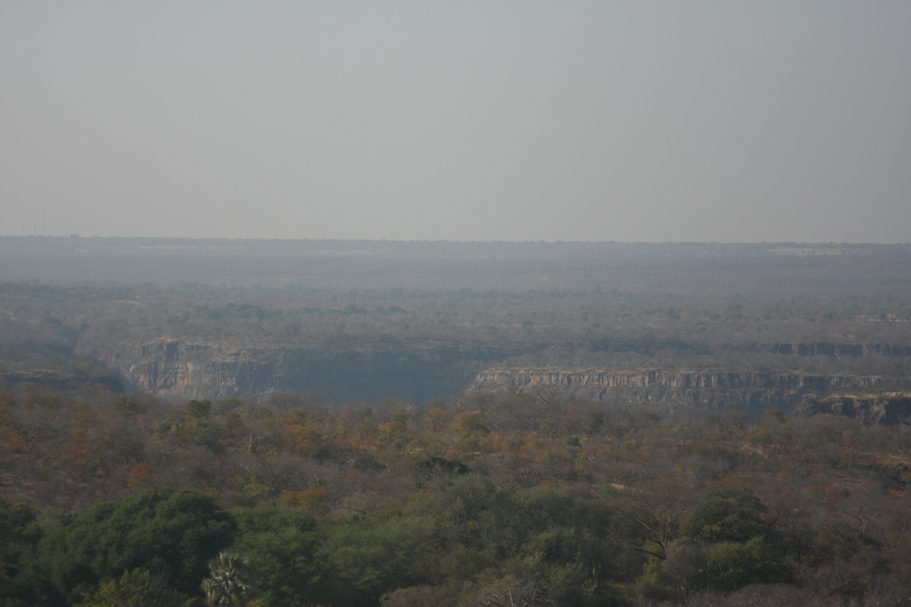 [29276] 2016_07_03_02_58_14_Africa_Canon_EOS_40D_IMG__05576.jpg