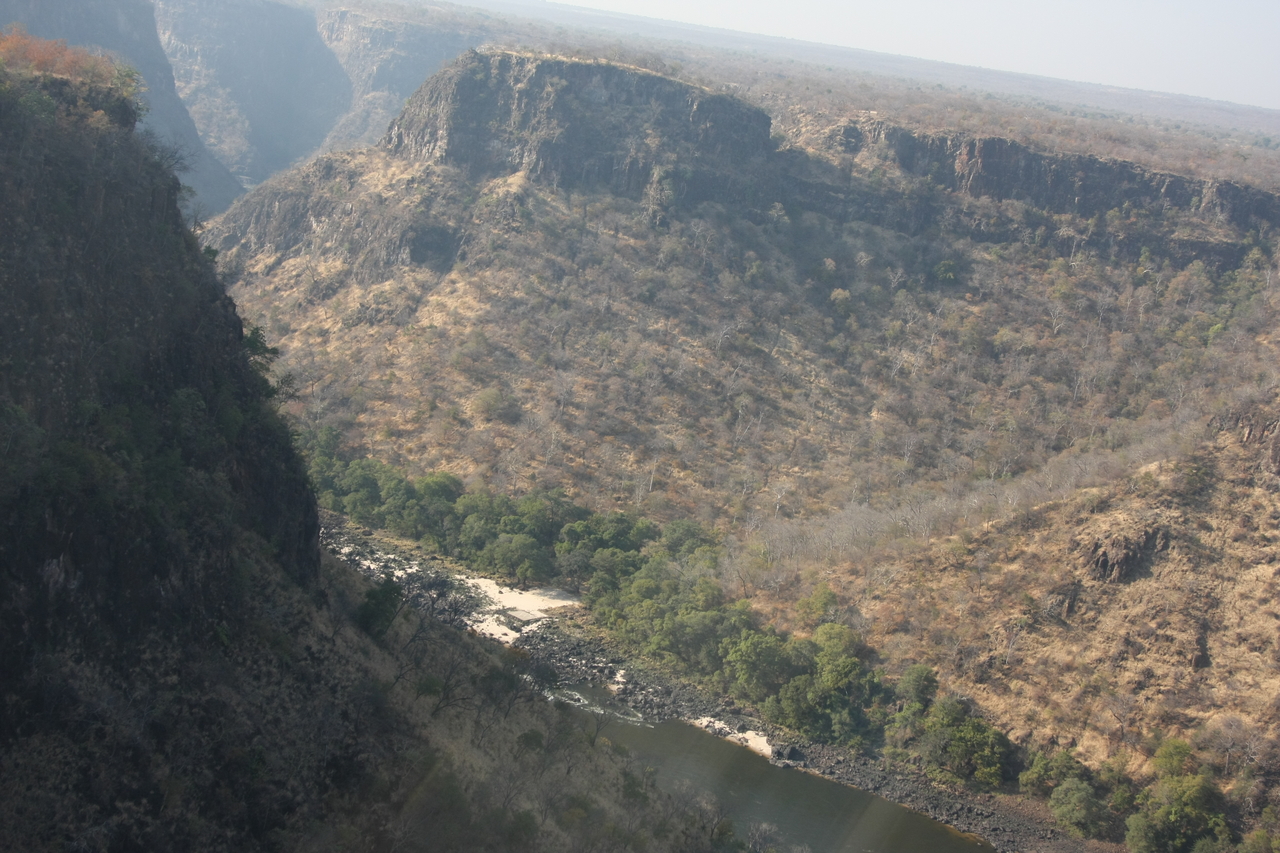 [29287] 2016_07_03_02_58_39_Africa_Canon_EOS_40D_IMG__00786.jpg