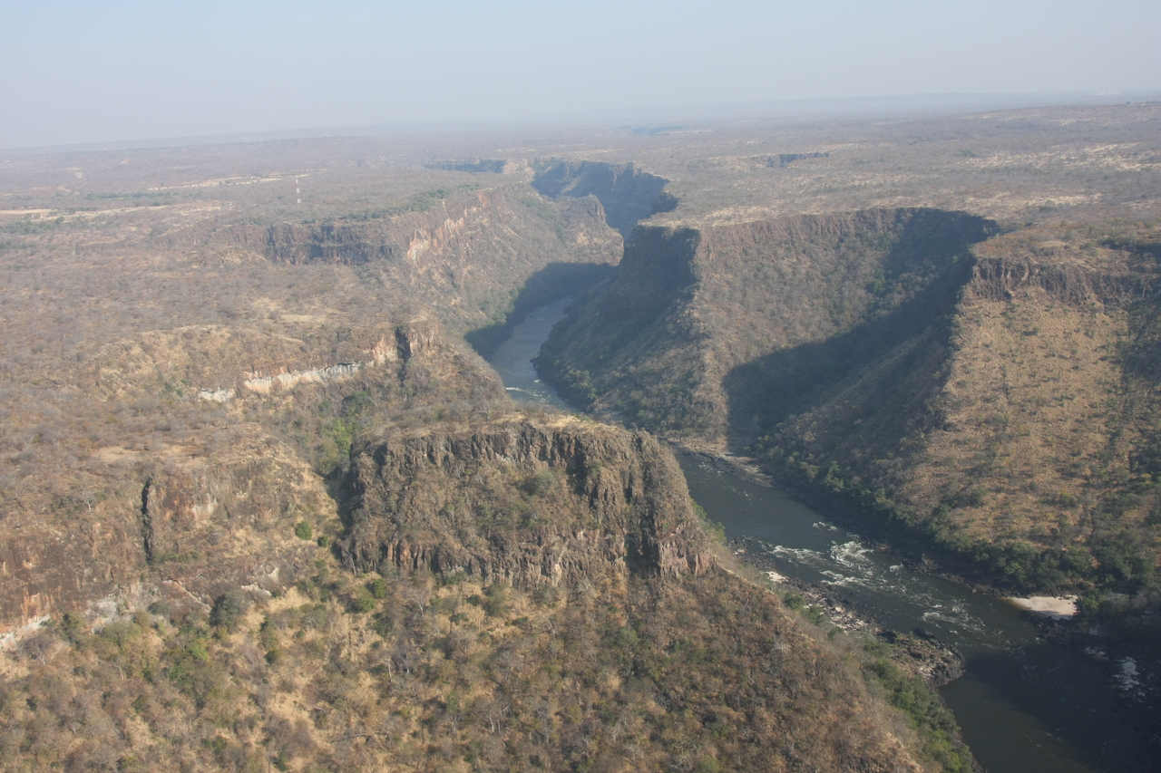 [29521] 2016_07_03_03_01_35_Africa_Canon_EOS_40D_IMG__04897.jpg