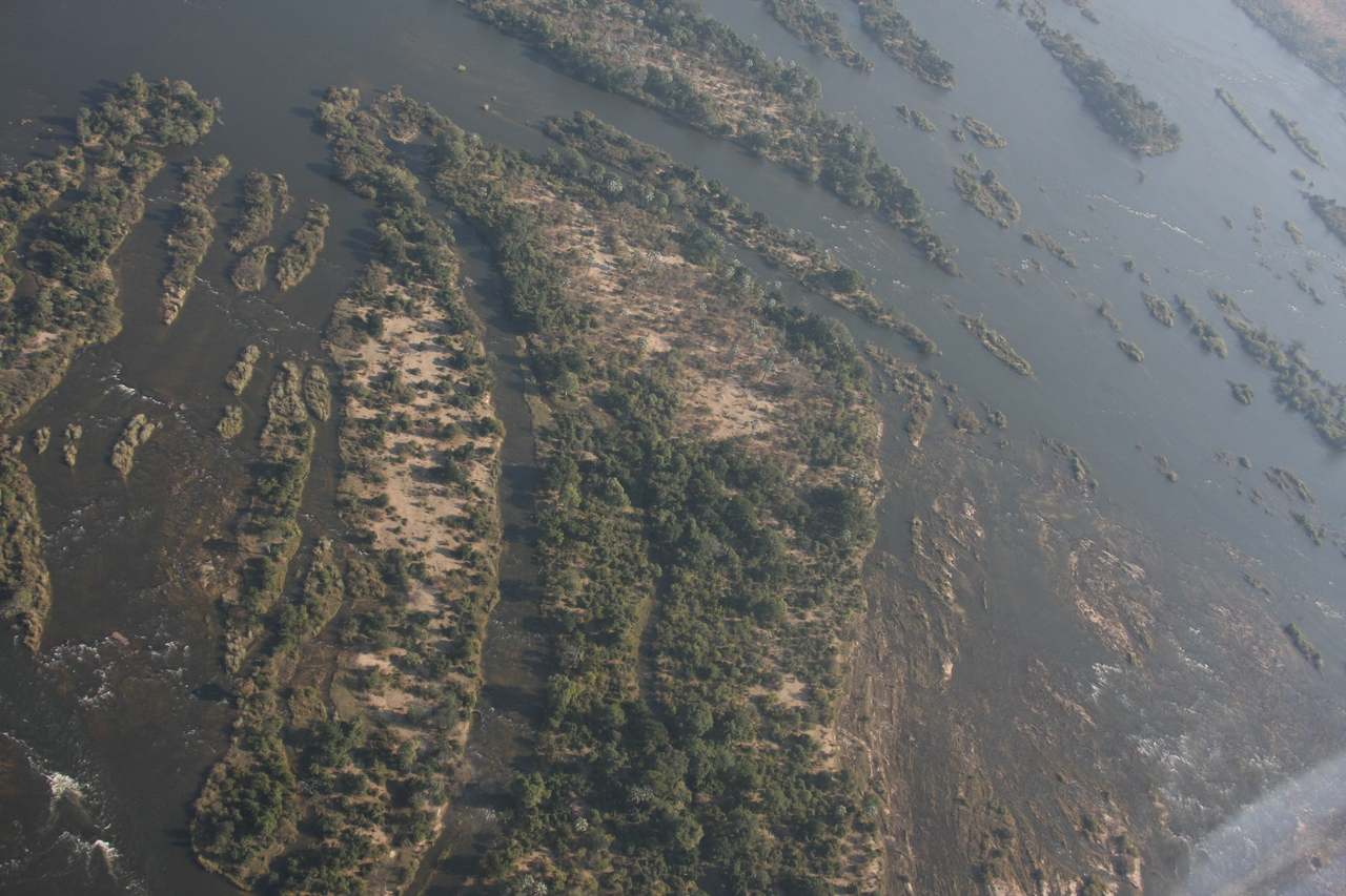 [29695] 2016_07_03_03_07_22_Africa_Canon_EOS_40D_IMG__12408.jpg