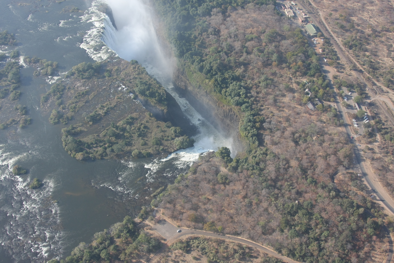 [29713] 2016_07_03_03_07_41_Africa_Canon_EOS_40D_IMG__04970.jpg