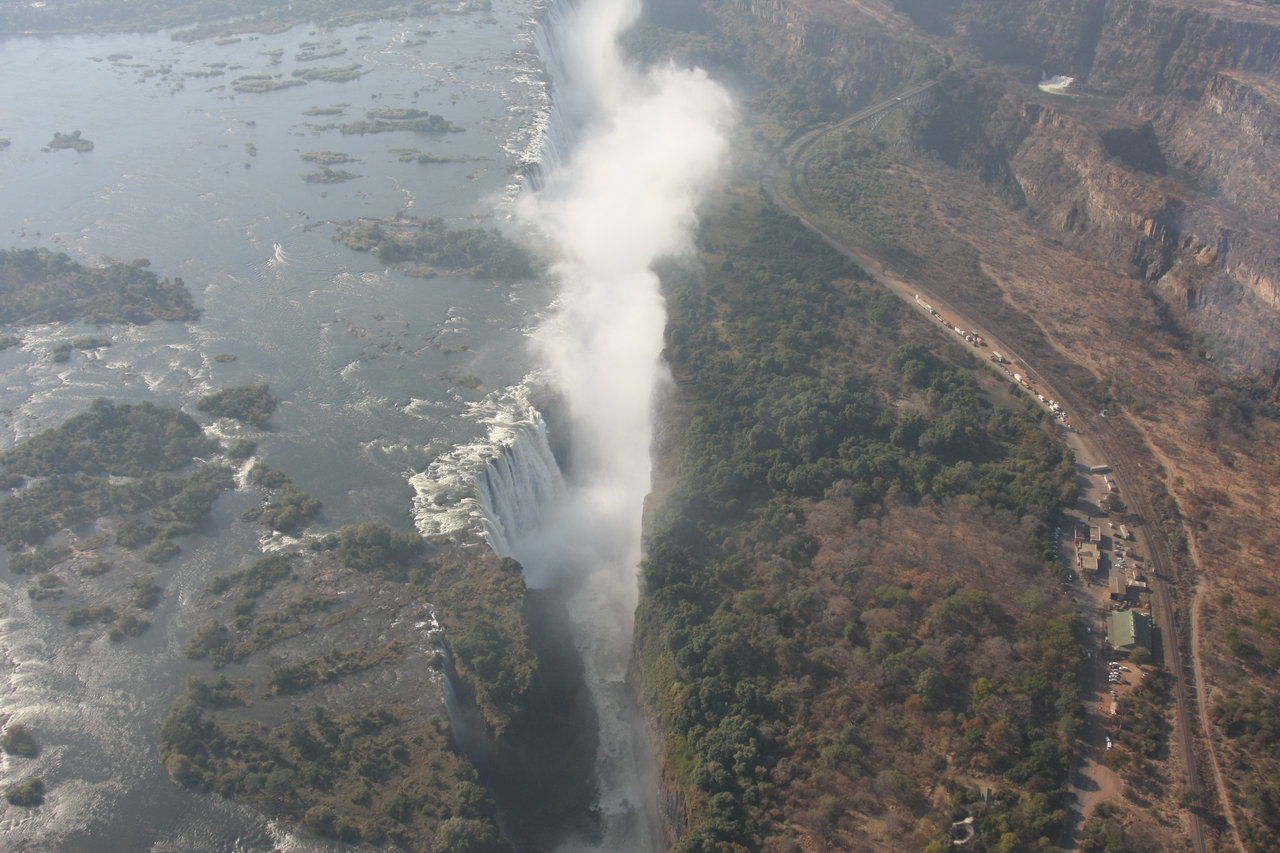 [29716] 2016_07_03_03_07_46_Africa_Canon_EOS_40D_IMG__00141.jpg