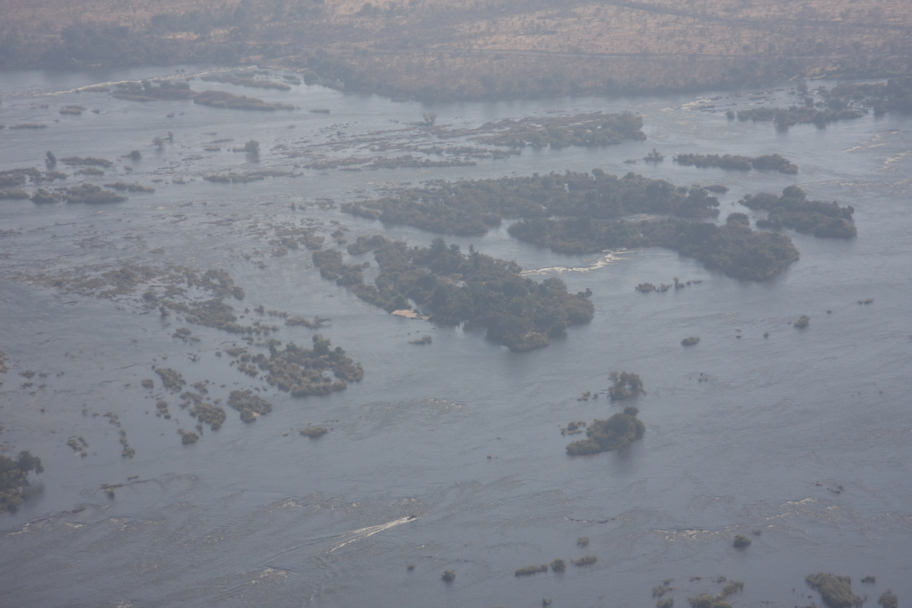 [29807] 2016_07_03_03_08_23_Africa_Canon_EOS_40D_IMG__00175.jpg