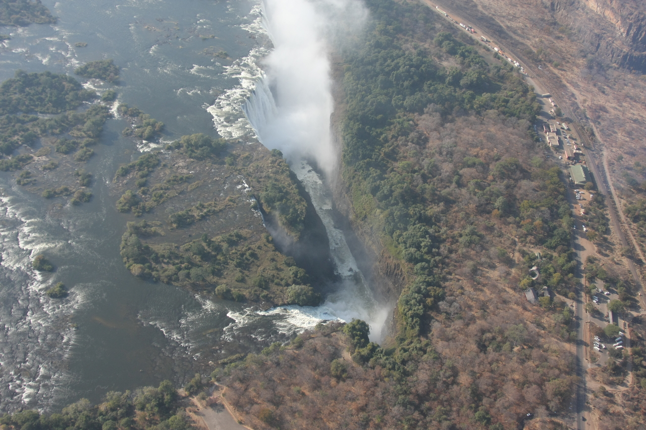 [30017] 2016_07_03_03_09_42_Africa_Canon_EOS_40D_IMG__05082.jpg