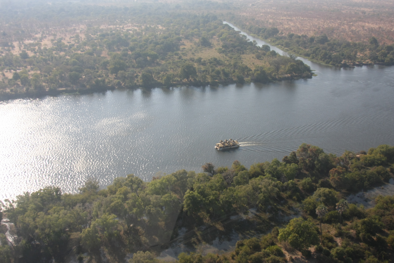 [30251] 2016_07_03_03_12_42_Africa_Canon_EOS_40D_IMG__00340.jpg