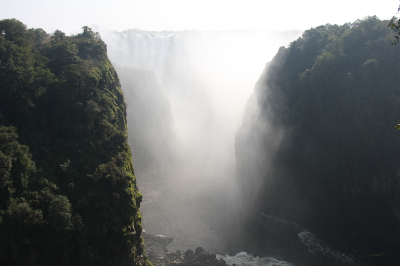 [30388] 2016_07_03_03_51_12_Africa_Canon_EOS_40D_IMG__05213.jpg