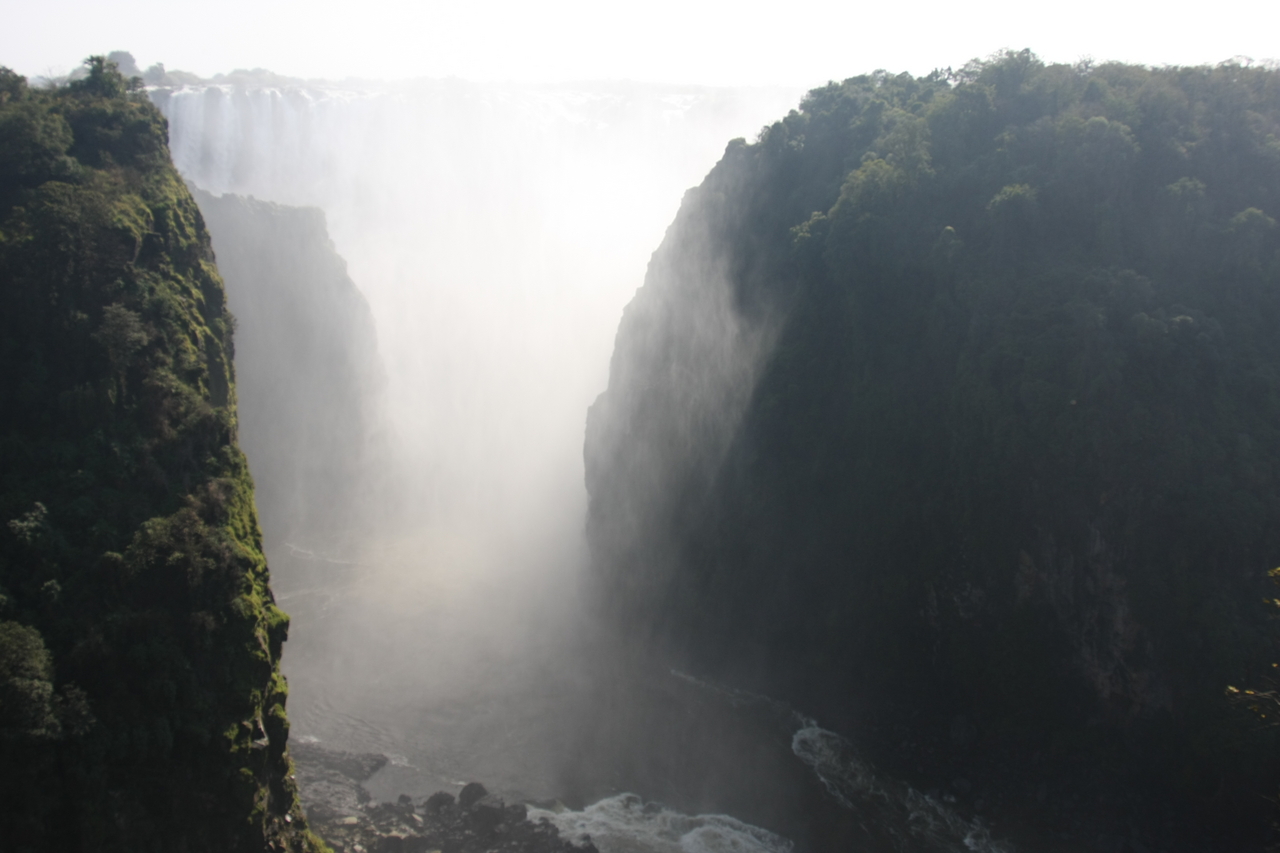 [30392] 2016_07_03_03_51_30_Africa_Canon_EOS_40D_IMG__05214.jpg