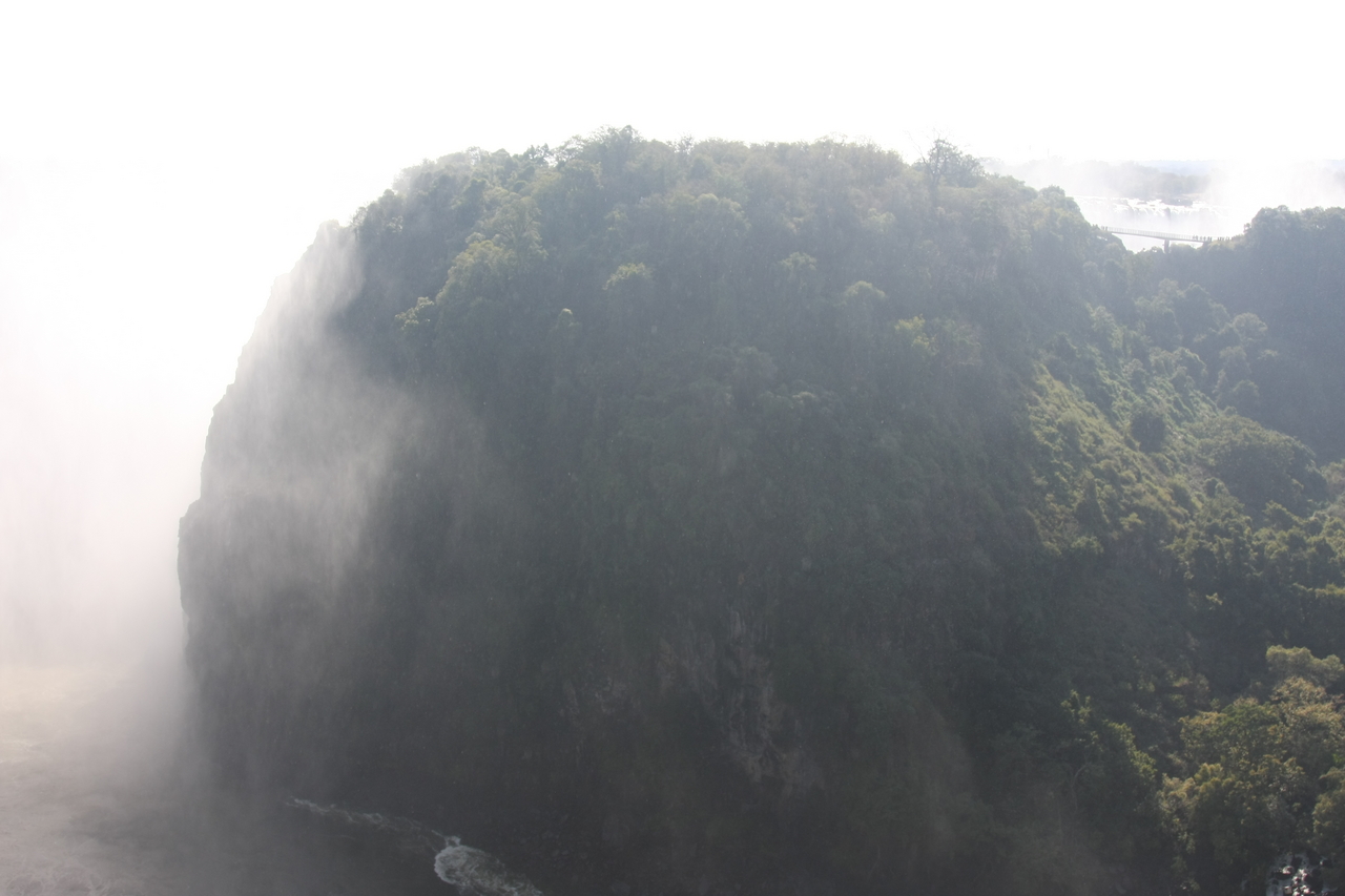 [30414] 2016_07_03_03_52_27_Africa_Canon_EOS_40D_IMG__12669.jpg