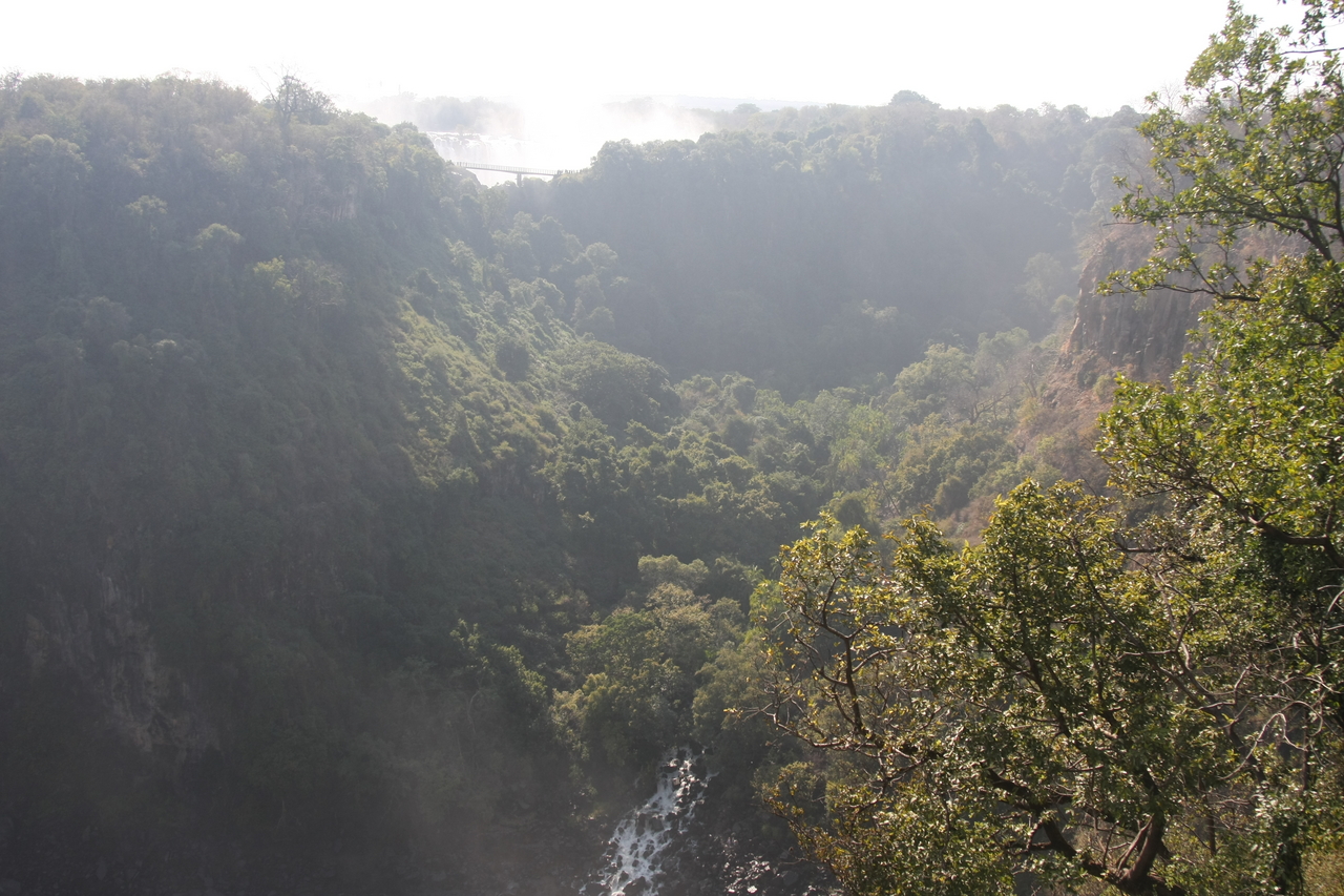 [30418] 2016_07_03_03_52_33_Africa_Canon_EOS_40D_IMG__05223.jpg