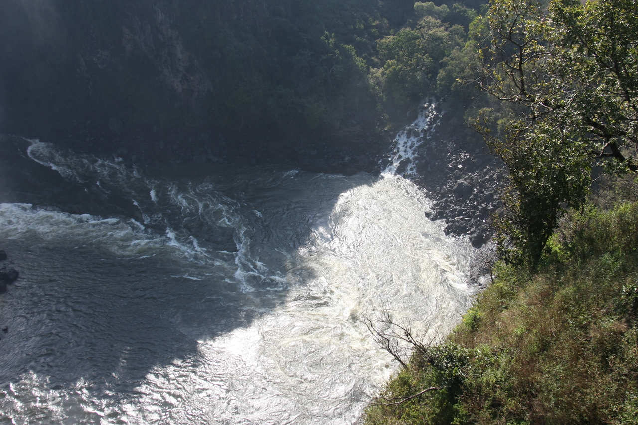 [30429] 2016_07_03_03_52_40_Africa_Canon_EOS_40D_IMG__05228.jpg