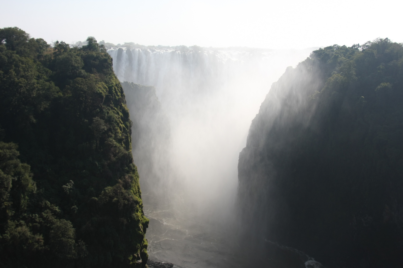 [30449] 2016_07_03_03_53_31_Africa_Canon_EOS_40D_IMG__12681.jpg