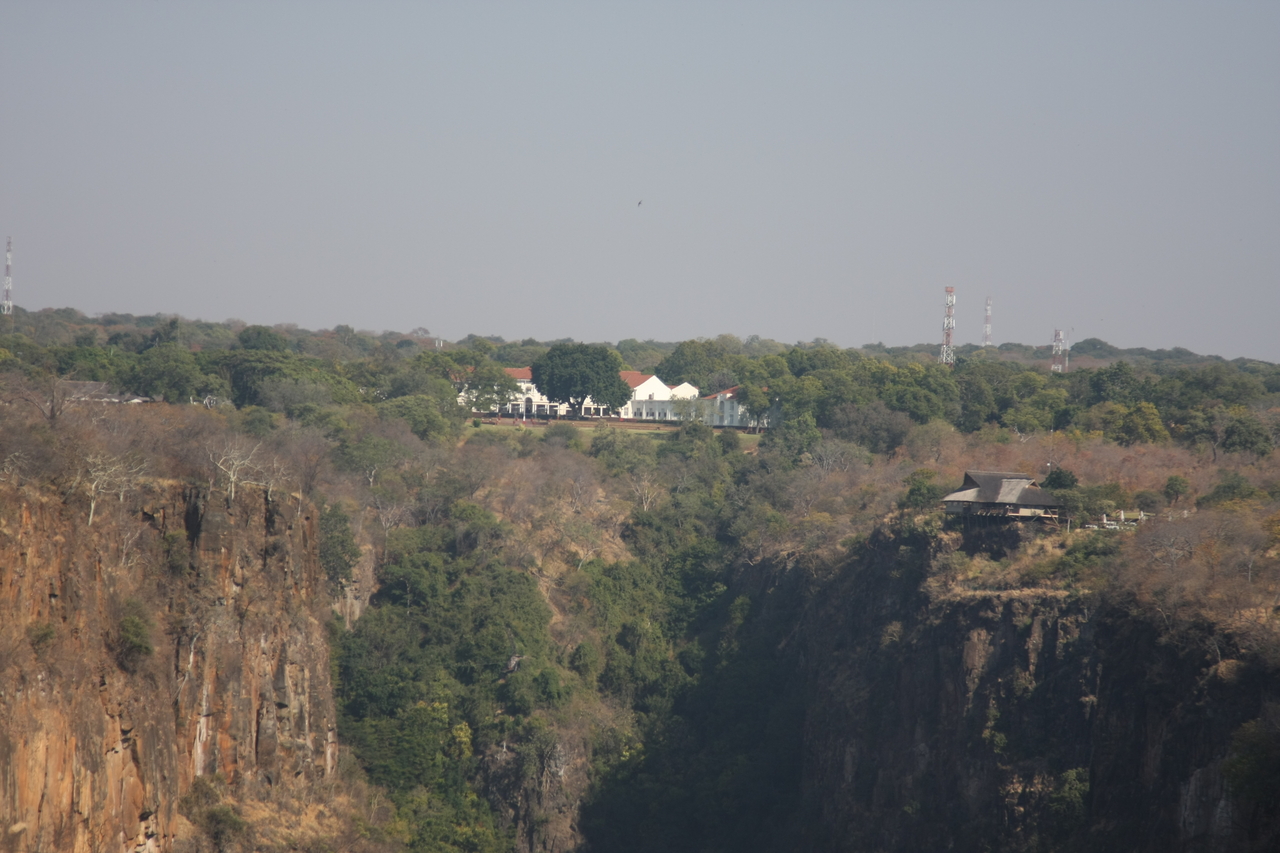 [30472] 2016_07_03_03_55_50_Africa_Canon_EOS_40D_IMG__05244.jpg