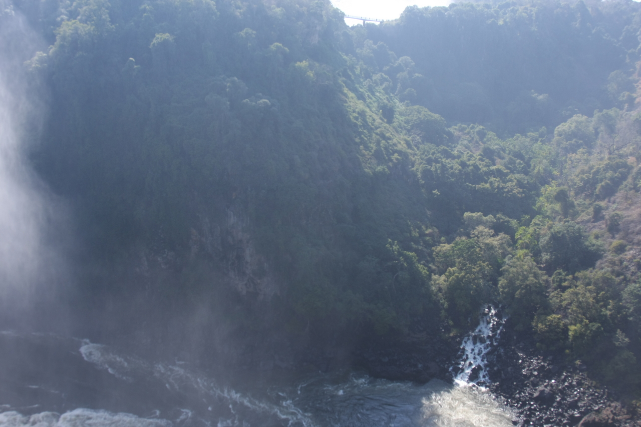 [30527] 2016_07_03_03_56_25_Africa_Canon_EOS_40D_IMG__05263.jpg