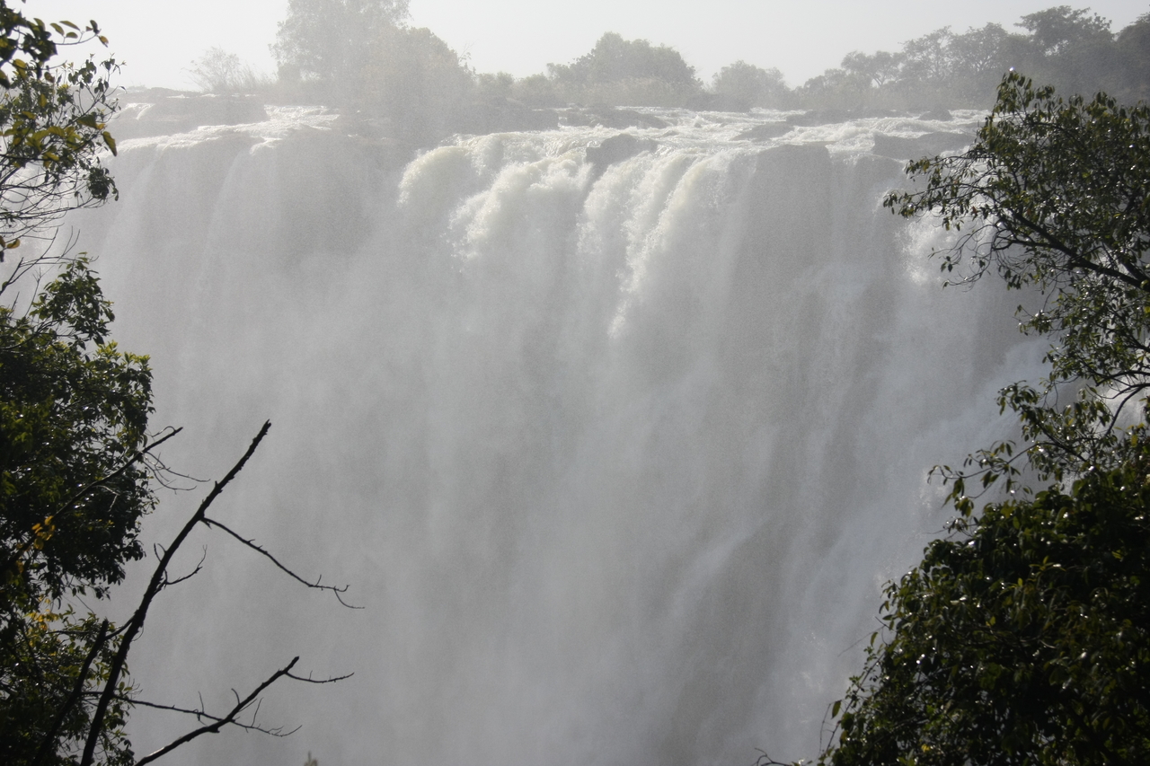 [31323] 2016_07_03_08_38_02_Africa_Canon_EOS_40D_IMG__00700.jpg