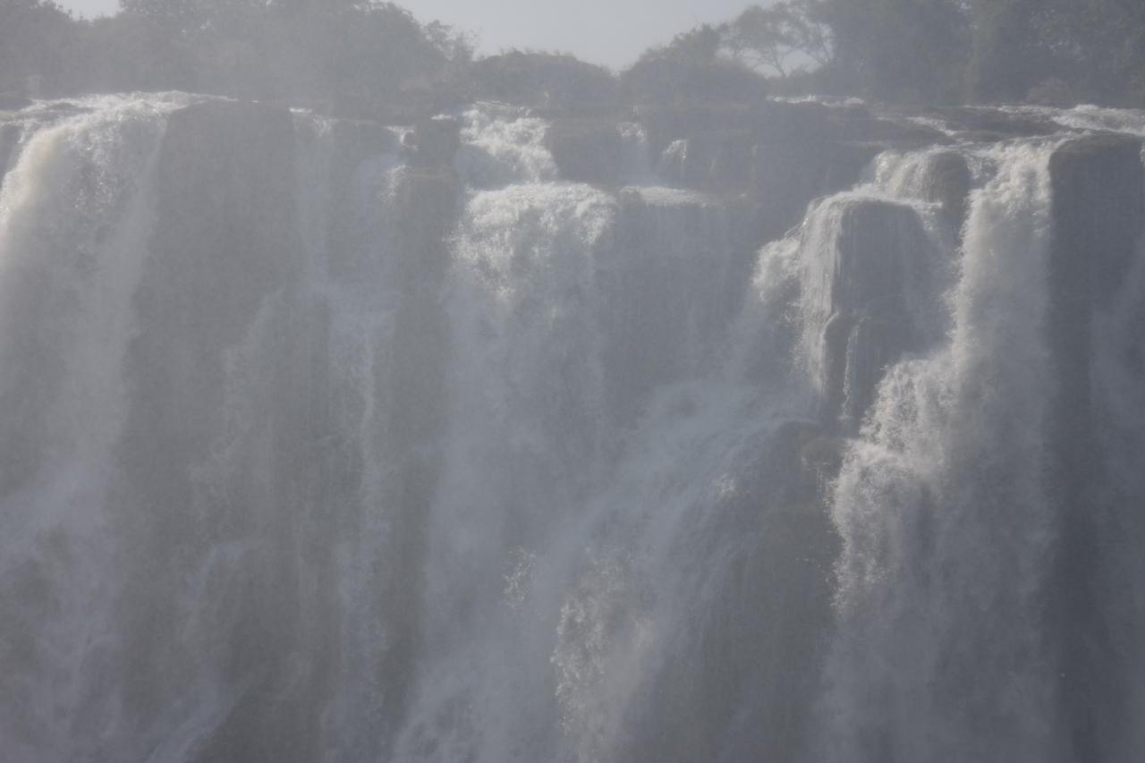 [31465] 2016_07_03_08_44_21_Africa_Canon_EOS_40D_IMG__05553.jpg