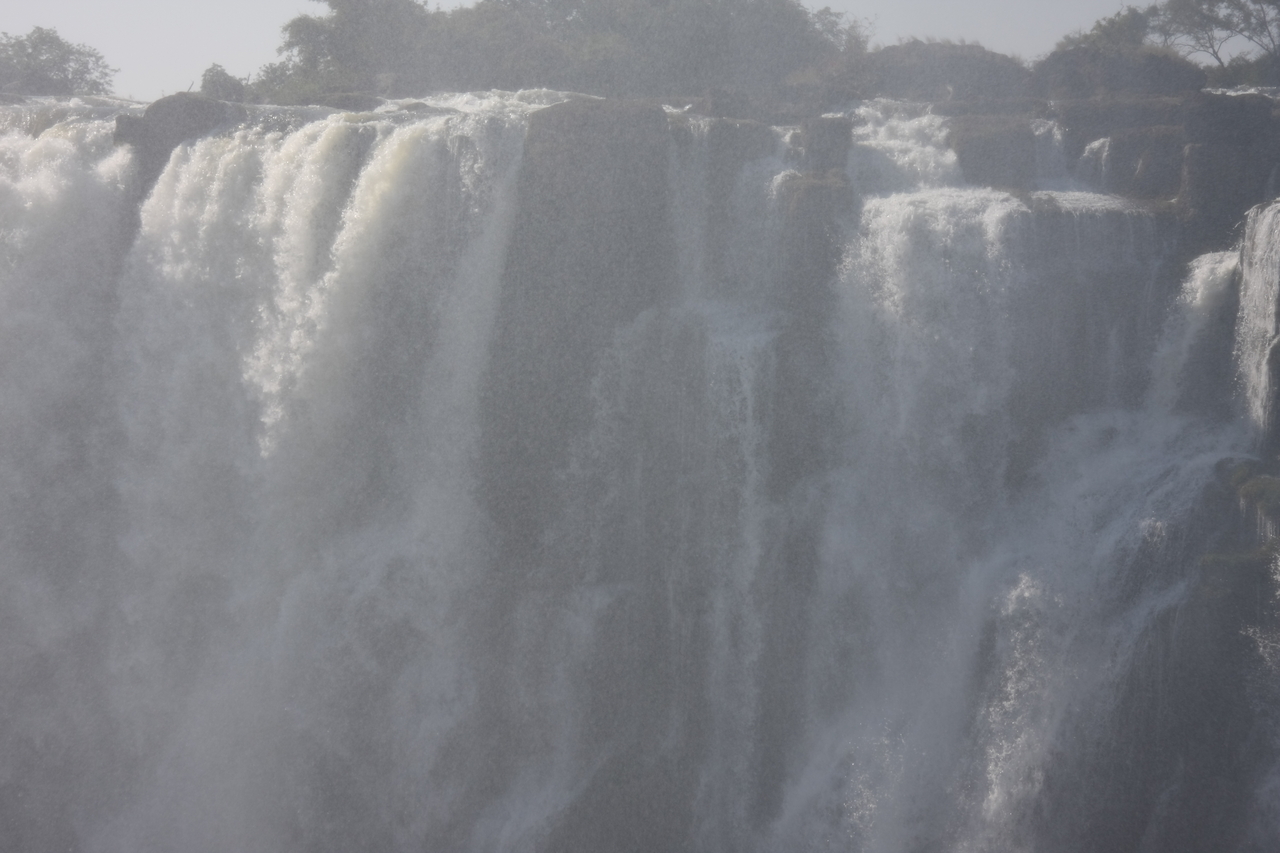 [31475] 2016_07_03_08_44_22_Africa_Canon_EOS_40D_IMG__05558.jpg