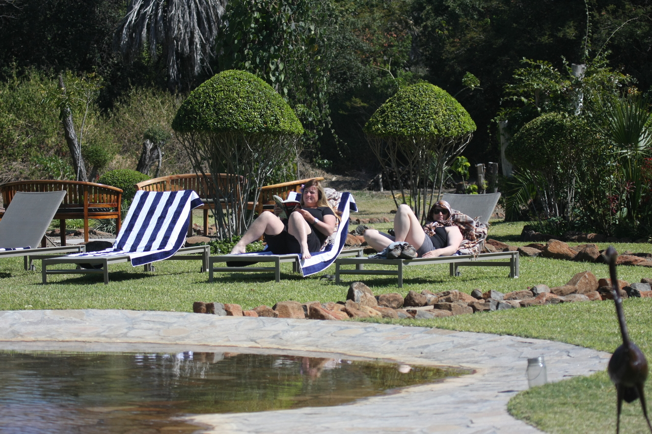 [32829] 2016_07_04_05_54_56_Africa_Canon_EOS_40D_IMG__00113.jpg