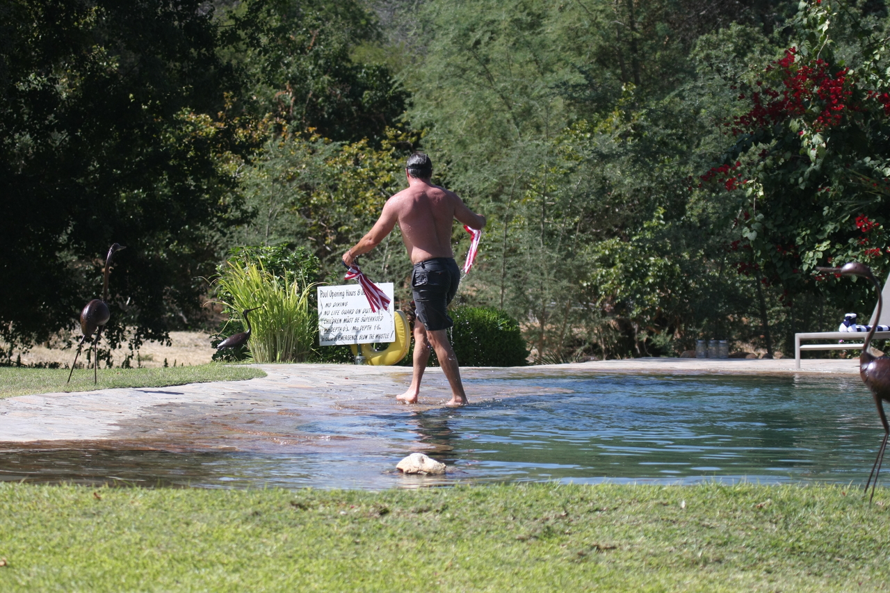 [33008] 2016_07_04_07_07_08_Africa_Canon_EOS_40D_IMG__13464.jpg