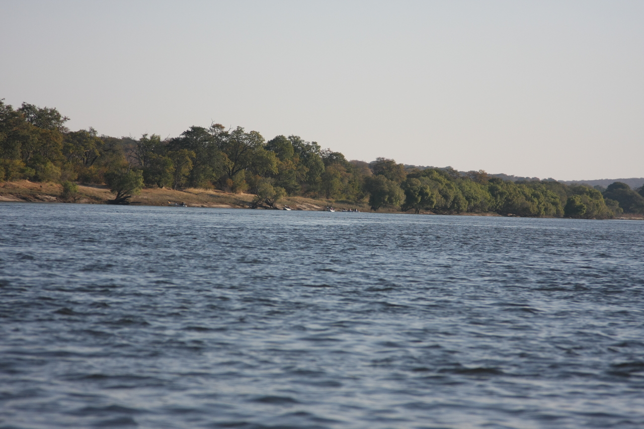 [33354] 2016_07_04_10_31_10_Africa_Canon_EOS_40D_IMG__13132.jpg