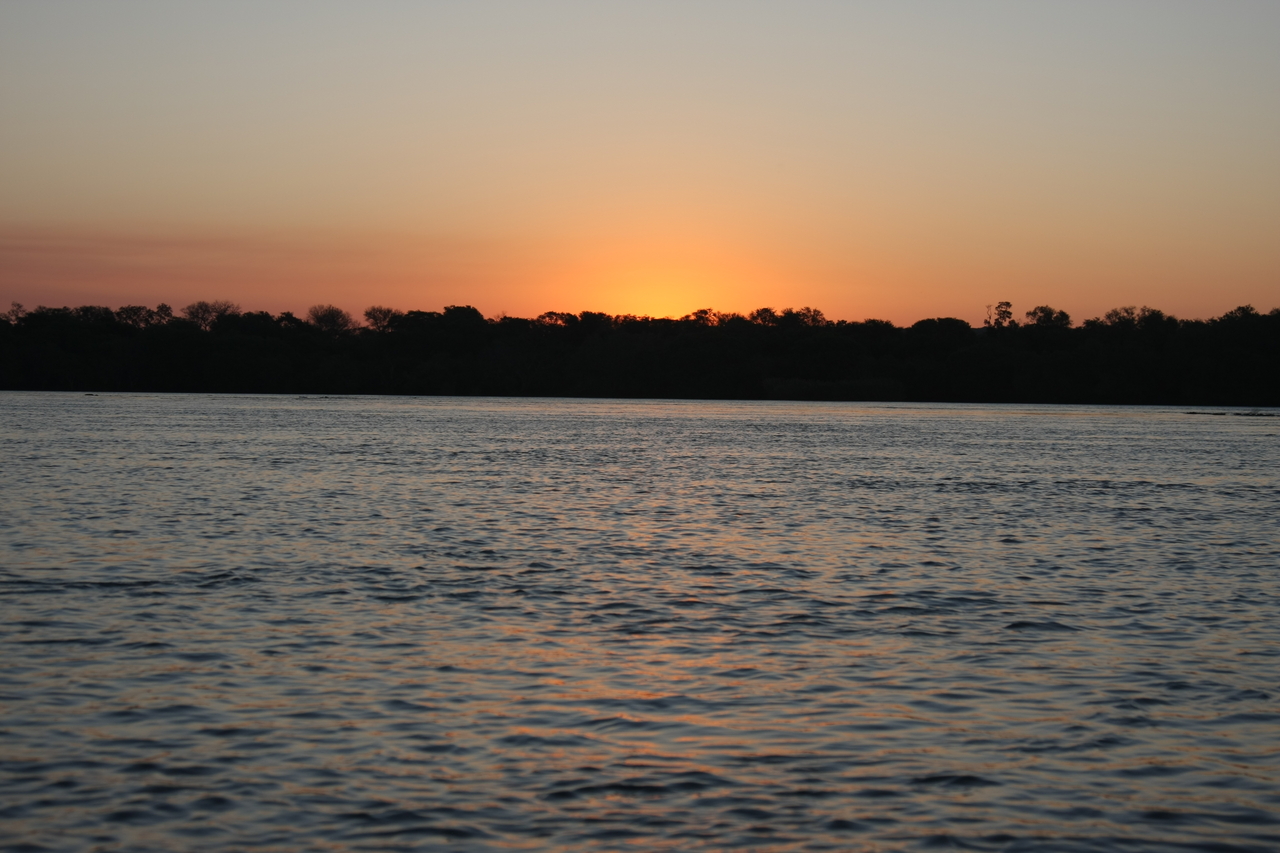 [34224] 2016_07_04_11_48_06_Africa_Canon_EOS_40D_IMG__05999.jpg