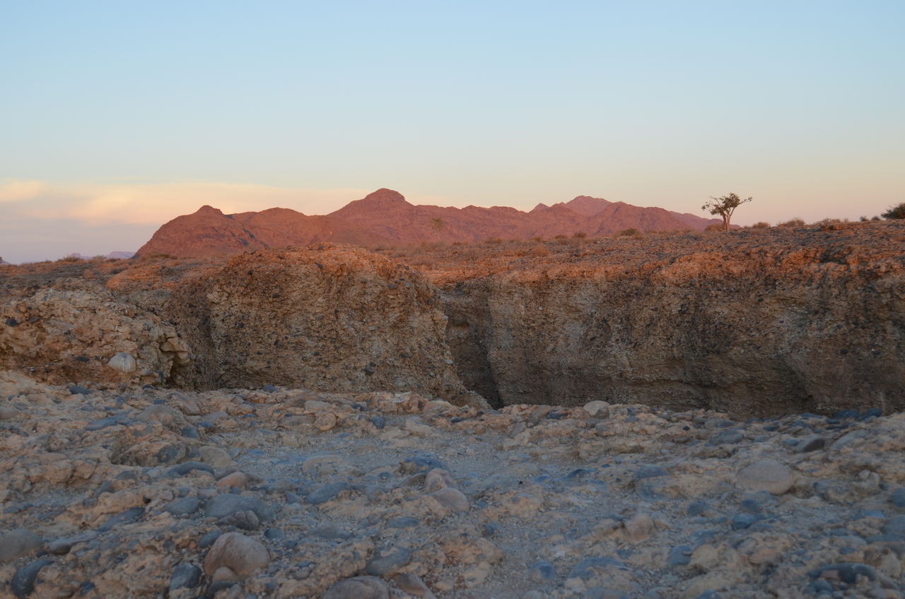 [13770] 2016_06_24_08_21_12_Africa_NIKON_D5100_IMG__04812.jpg