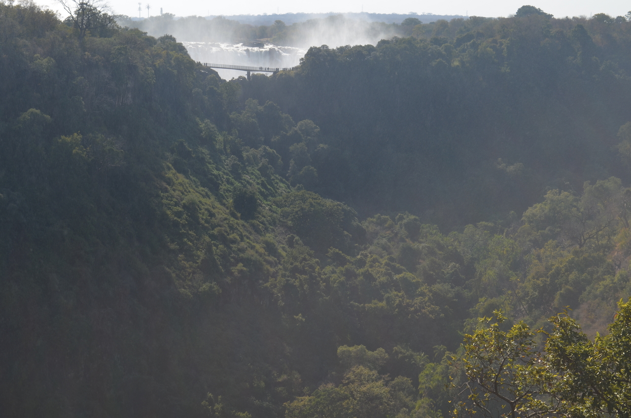 [28889] 2016_07_03_00_02_34_Africa_NIKON_D5100_IMG__05537.jpg