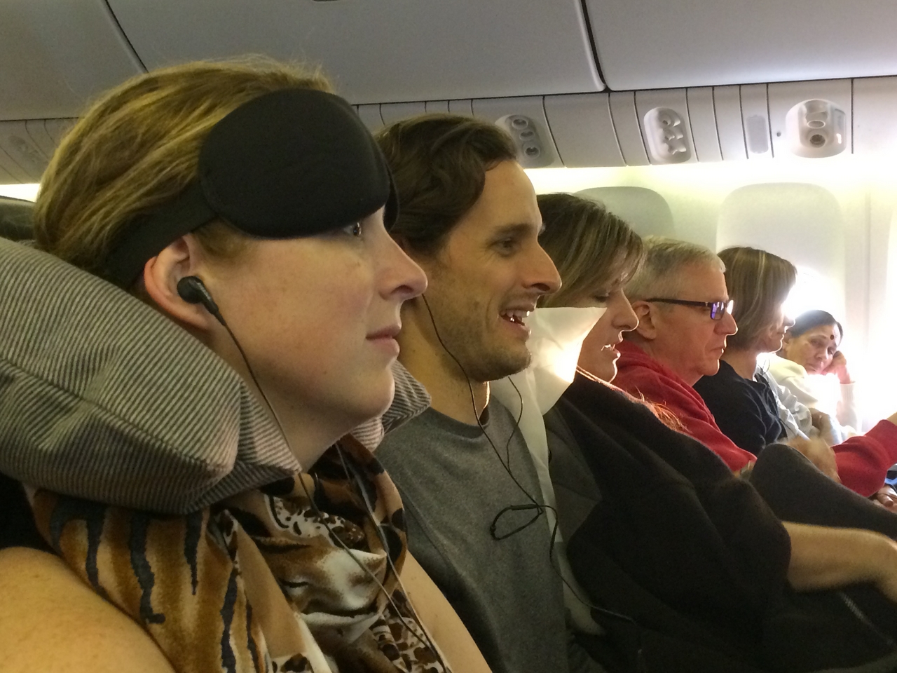 [42] 2016_06_18_20_29_08_Africa_iPhone_5s_IMG__05673.jpg