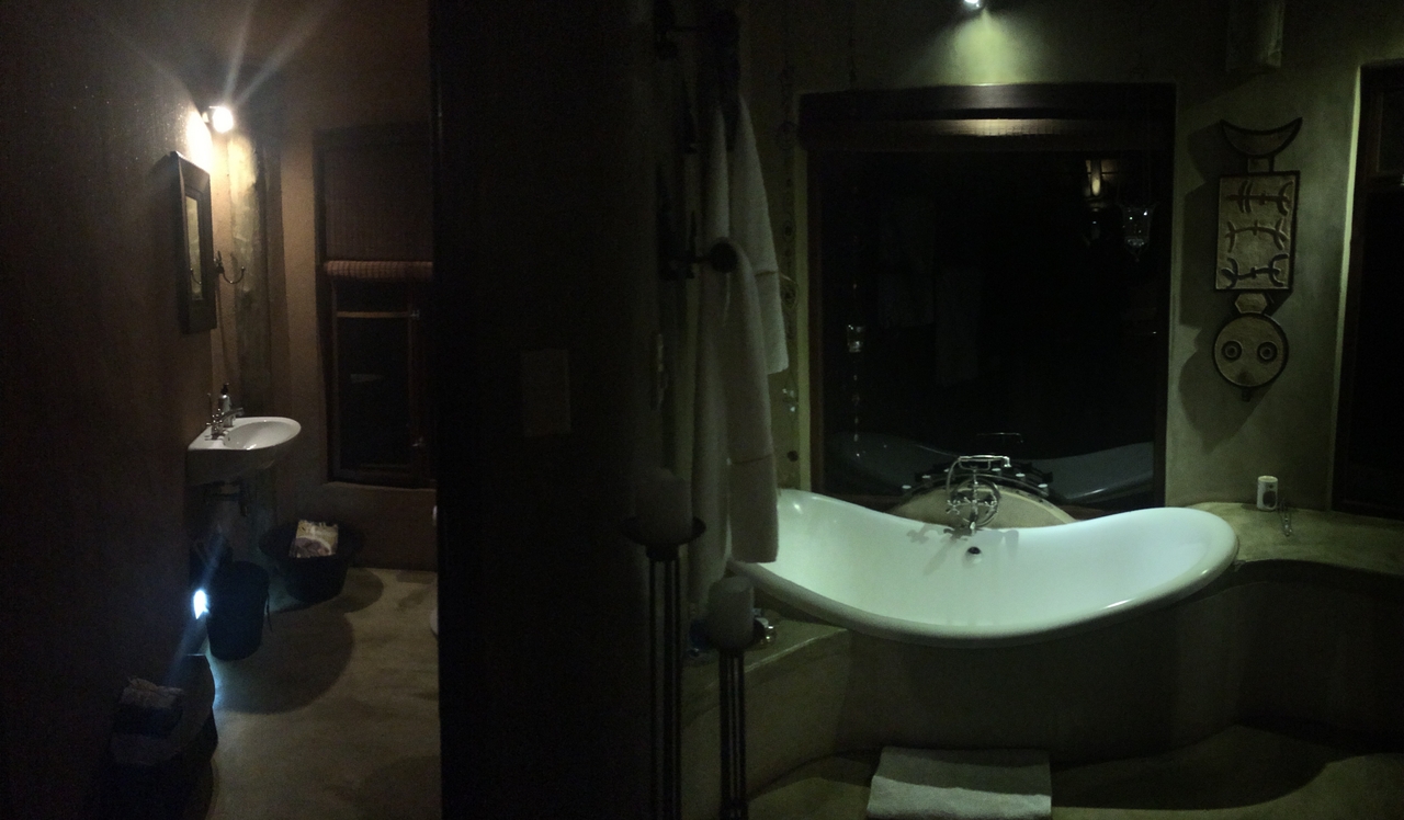 [248] 2016_06_21_13_46_54_Africa_iPhone_5s_IMG_8019_00104.jpg