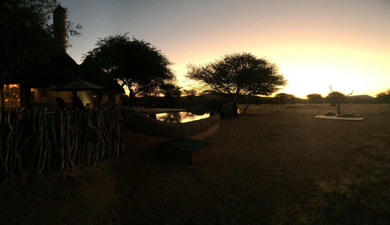 [466] 2016_06_22_01_09_08_Africa_iPhone_5s_IMG_8045_05750.jpg