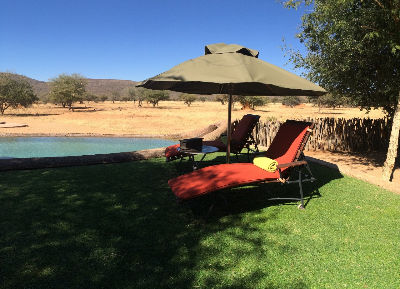 [2157] 2016_06_22_05_43_32_Africa_iPhone_5s_IMG__05789.jpg