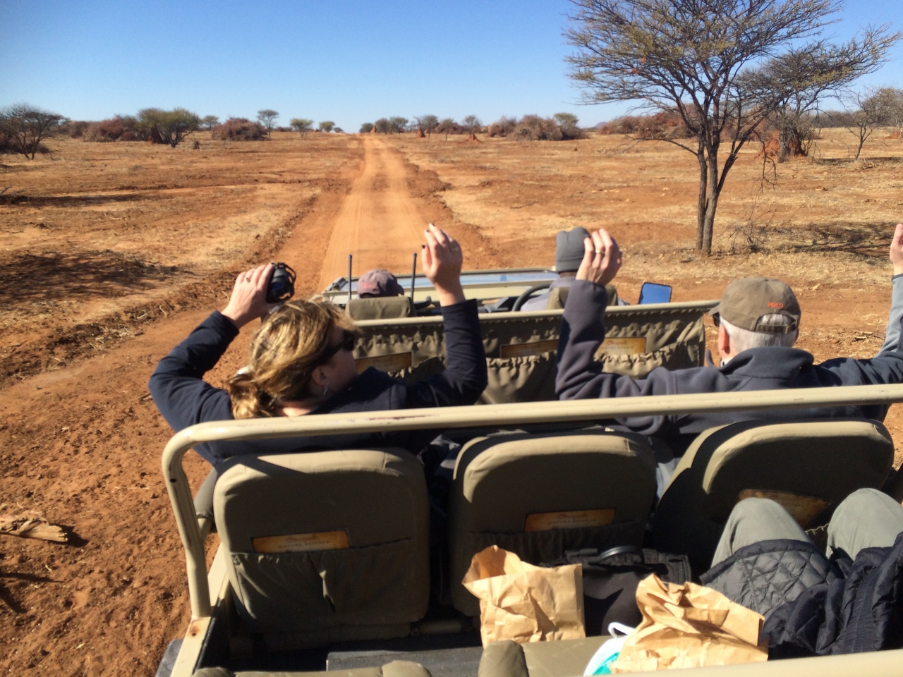 [4997] 2016_06_23_04_55_00_Africa_iPhone_5s_IMG_8164_05900.jpg