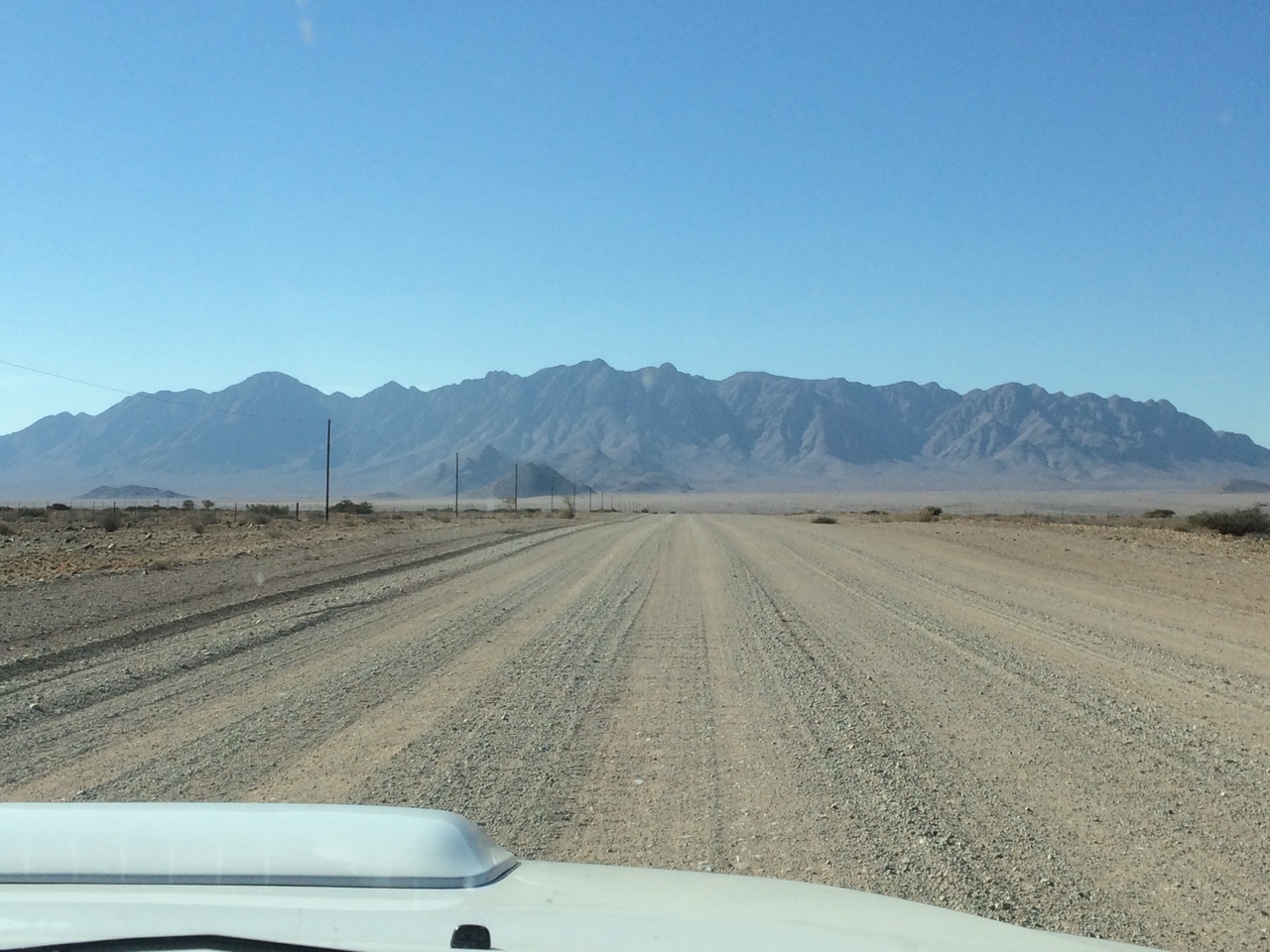 [13782] 2016_06_24_09_02_55_Africa_iPhone_5s_IMG__06091.jpg