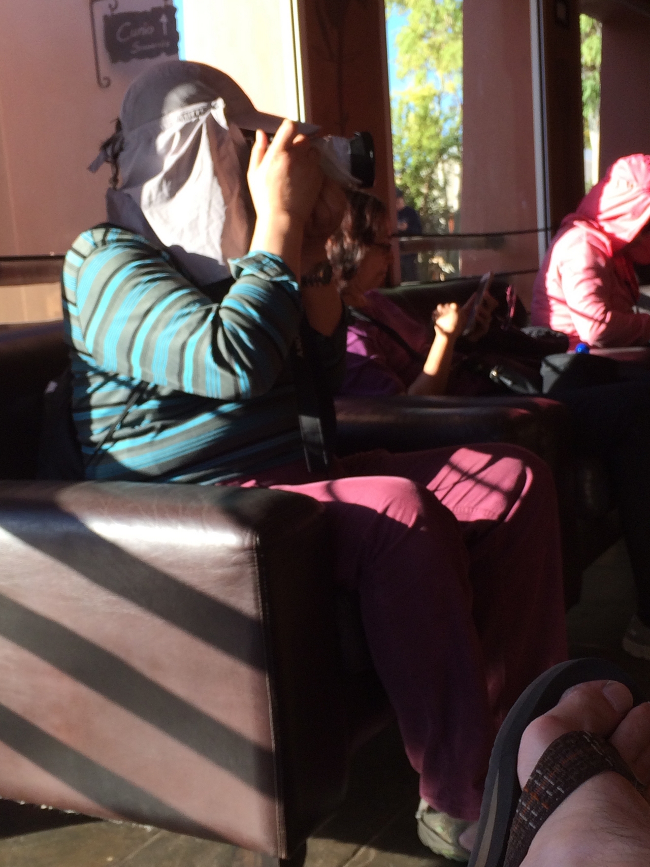 [13812] 2016_06_24_10_47_34_Africa_iPhone_5s_IMG_8290_06098.jpg