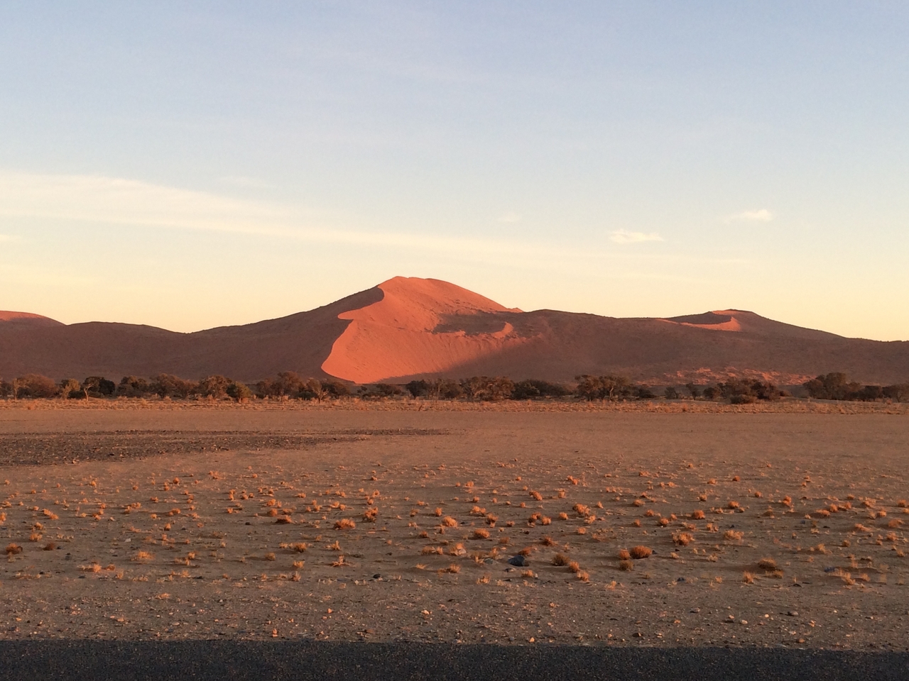 [14620] 2016_06_25_01_51_01_Africa_iPhone_5s_IMG__06119.jpg