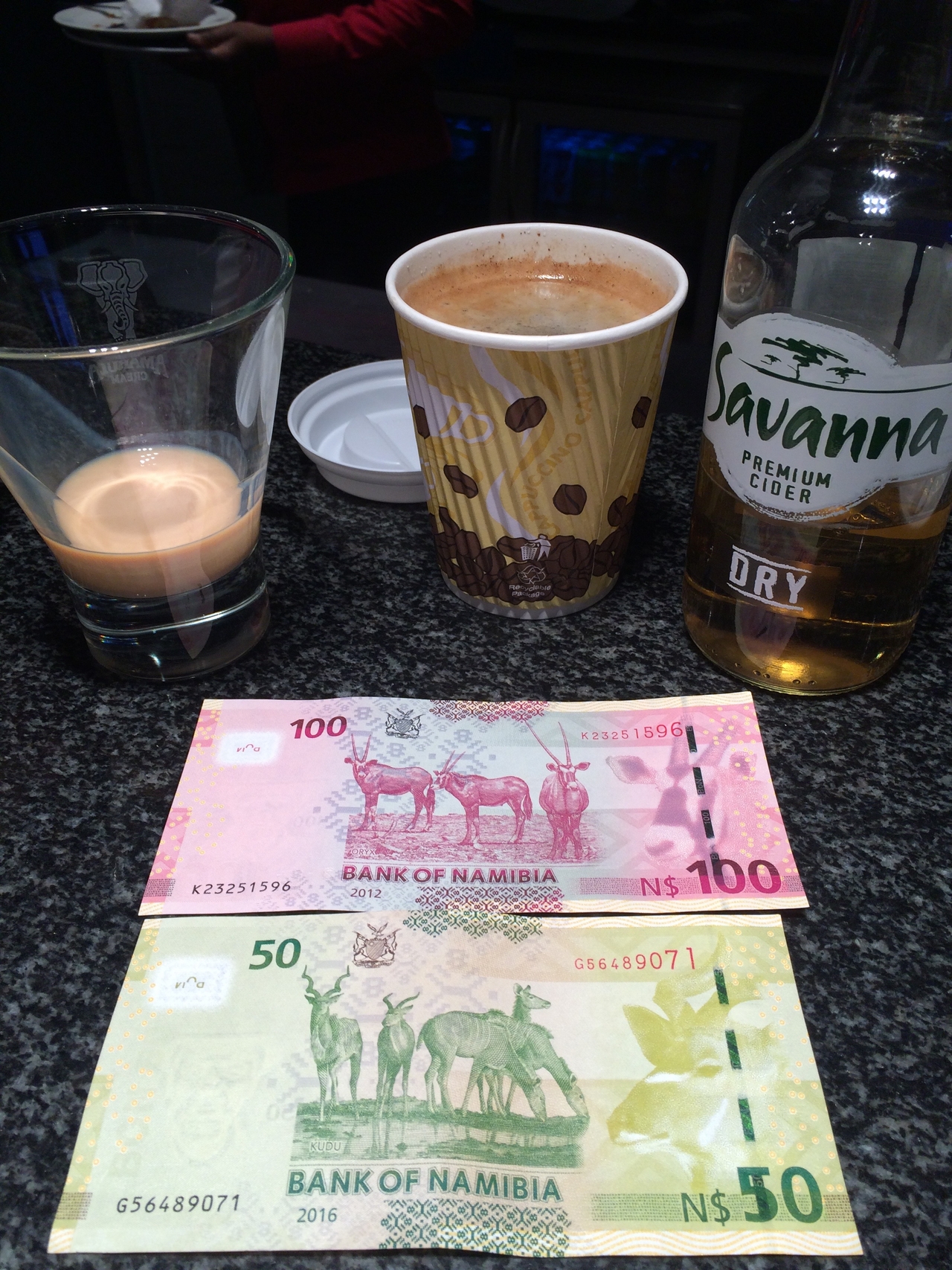 [16714] 2016_06_27_02_08_27_Africa_iPhone_5s_IMG__00693.jpg