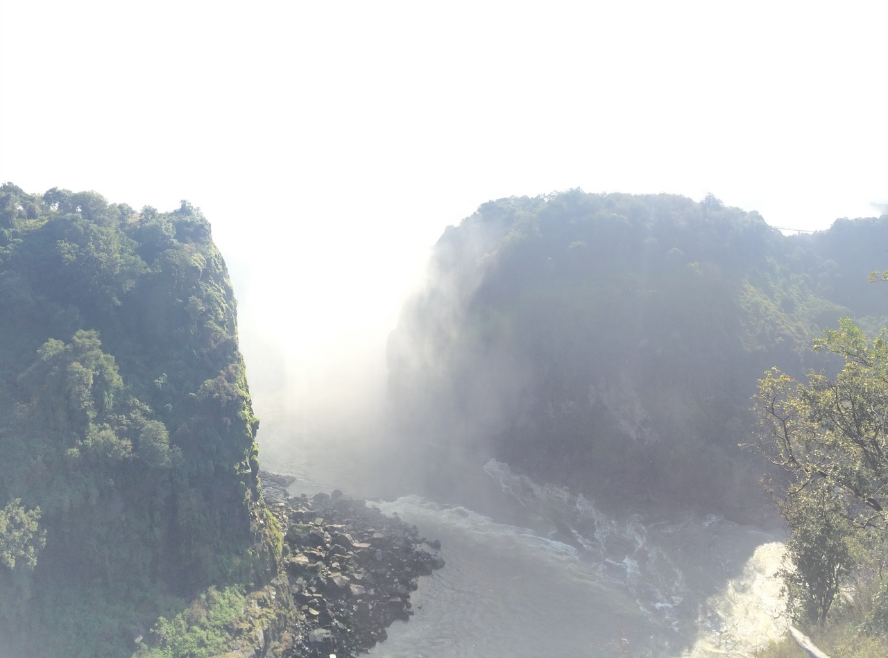 [30372] 2016_07_03_03_50_52_Africa_iPhone_5s_IMG__06444.jpg