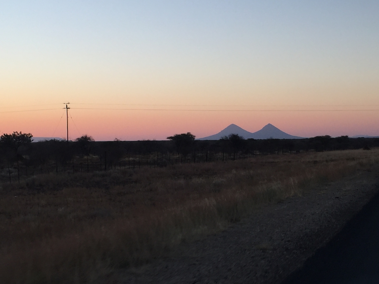 [364] 2016_06_21_17_16_28_Africa_iPhone_6_IMG_7536_02476.jpg