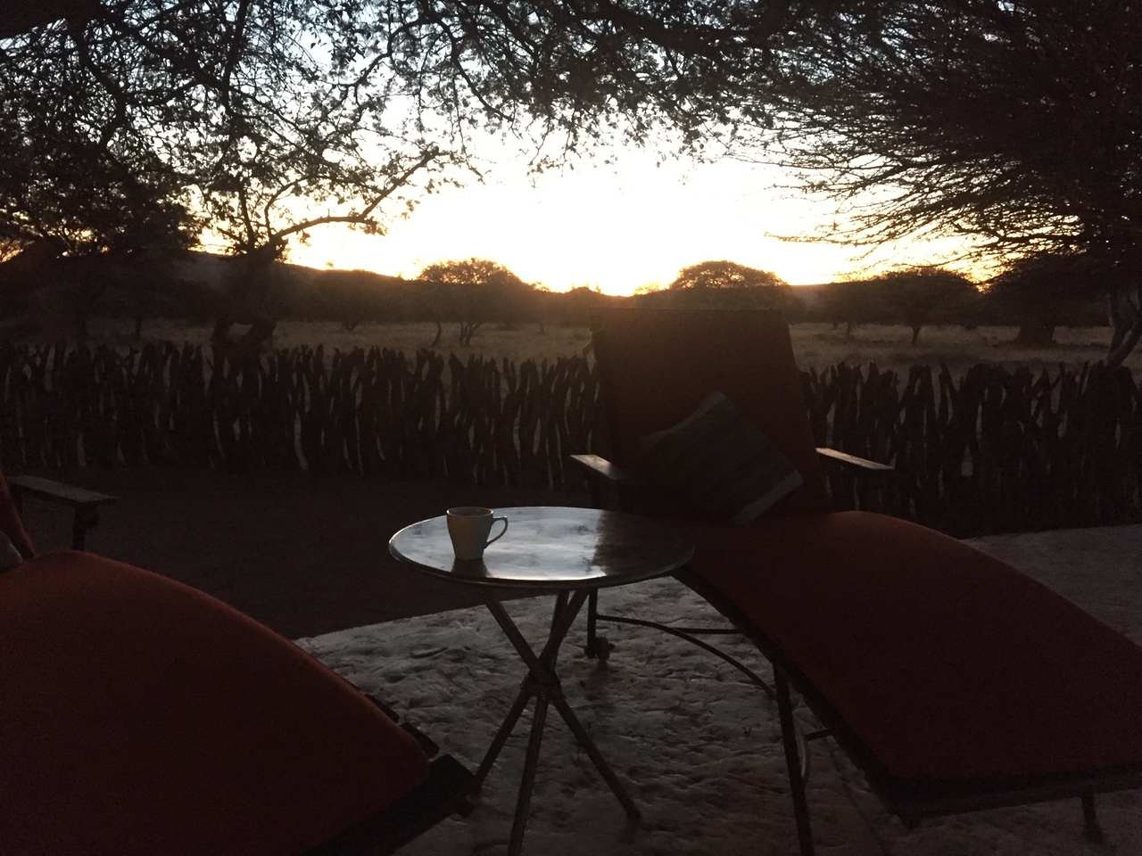 [2201] 2016_06_22_06_02_55_Africa_iPhone_6_IMG_7569_02507.jpg